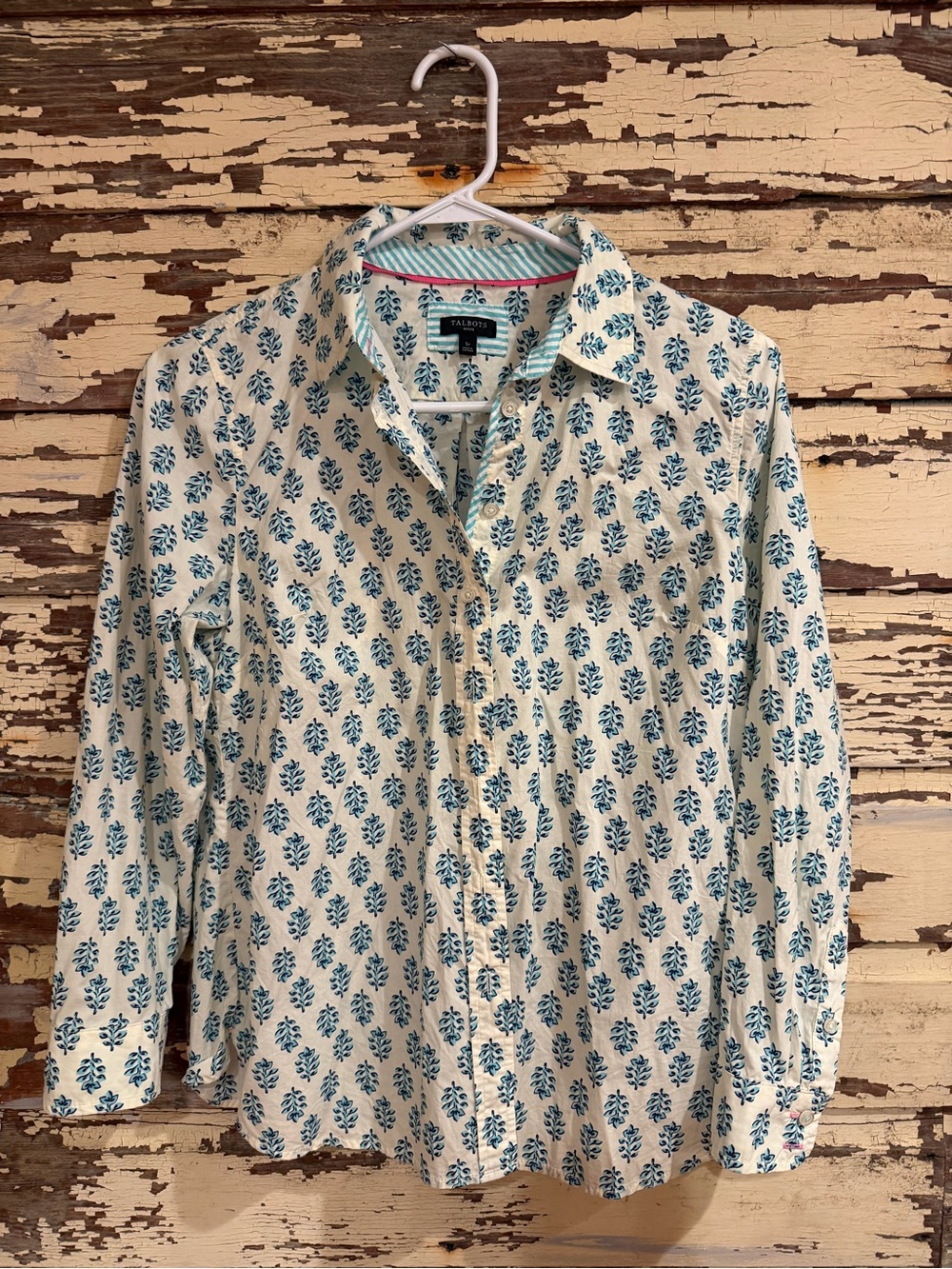 Talbots Cream Button-Down Shirt with Blue Floral Print SIZE SMALL PETITE